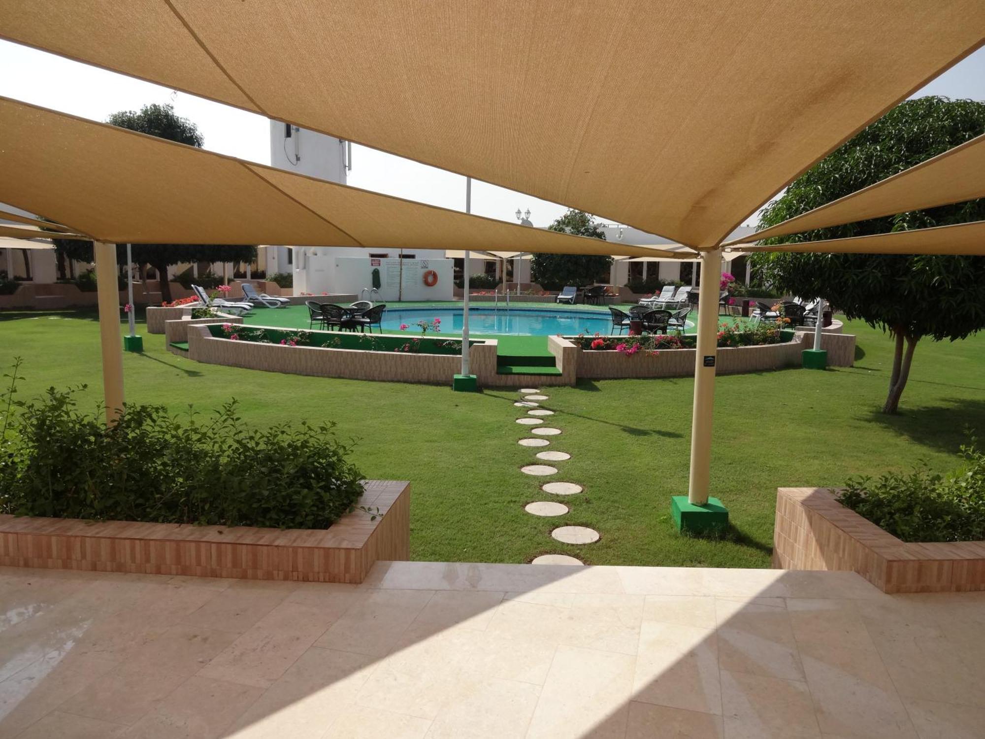 Al Wadi Hotel Sohar Exteriör bild